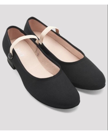 Sabates de caràcter per nena per als exàmens de la royal